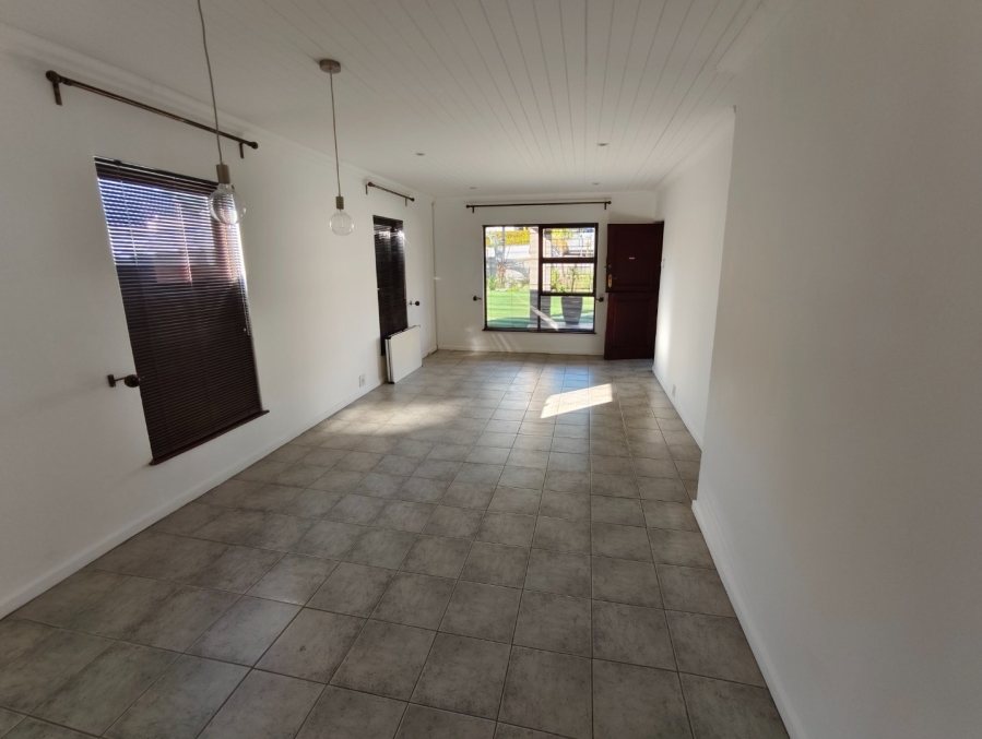 To Let 3 Bedroom Property for Rent in Wellington Central Western Cape